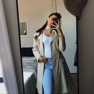 Vintage leather trench coat! Size 44